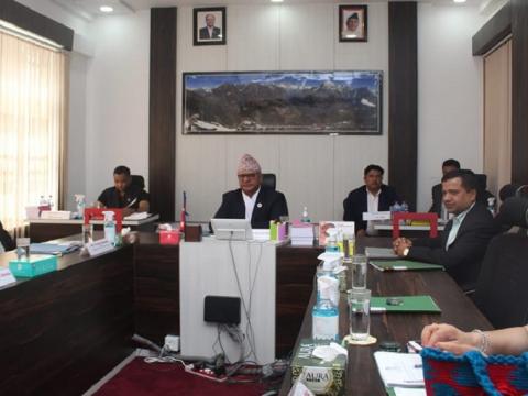 बाढी र पहिरोमा परेर मृत्यु भएकाको परिवारलाई एक लाख रुपैयाँका दरले राहत दिने कोशी सरकारको निर्णय