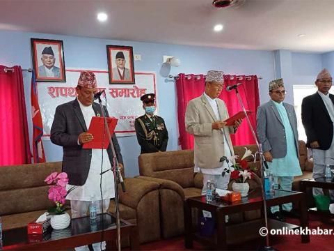 कोशीका मुख्यमन्त्री थापाले लिए शपथ, ३ सदस्यीय मन्त्रिपरिषद गठन 