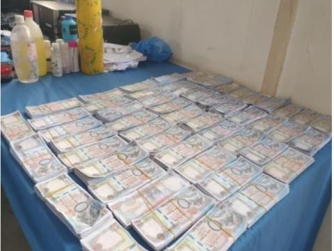 पर्यटक बसमा भेटियो ३५ लाख नक्कली नोट, ९ जना पक्राउ