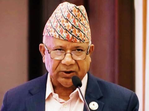 माध्यमिक तहसम्मको शिक्षाको जिम्मेवारी स्थानीय तहलाई दिने प्रस्ताव उचित नभएको नेकपा एकीकृत समाजवादीका अध्यक्ष माधव कुमार नेपालको भनाइ