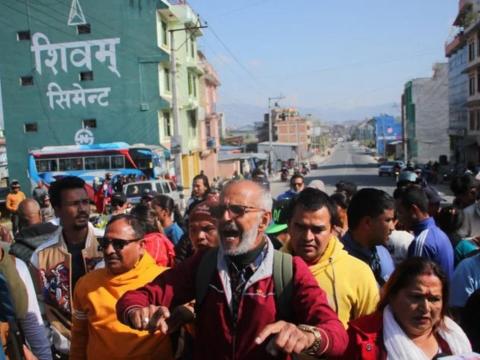 दुर्गा प्रसाईंको रिहाइको माग गर्दै सानोठिमी–सल्लाघारी सडक अवरोध