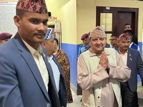 पृथ्वीनारायण शाहको सालिक अनावरण गर्न पूर्वराजा शाह झापामा