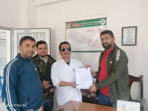 युवा नागरिक समाज मेचीनगरले बुझायो ध्यानाकषर्ण पत्र