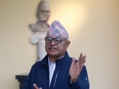 कोशीमा सरकार विस्तारको तयारी, अर्थमा एमाले-माओवादीको दाबी
