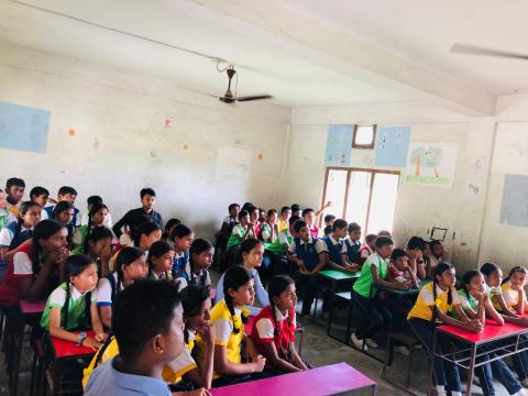 कानगोङग  बोडिङगद्वारा विद्यार्थीहरुलाई अतिरिक्त क्रियाकलाप संग जोड्न  उद्घोषणकला प्रारम्भ