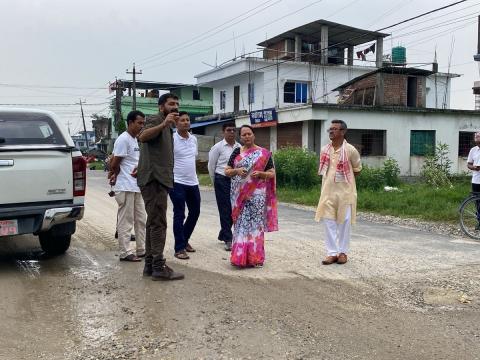 बिर्तामोड नगरपालिकाद्वारा हर्कलाल मार्ग स्तरउन्तिमा तिब्रता 