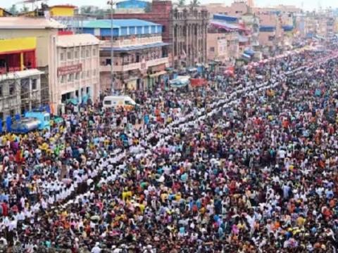 भारतको विहारमा रहेको मन्दिरमा भागदौड मच्चिँदा ७ जनाको ज्यान गयो