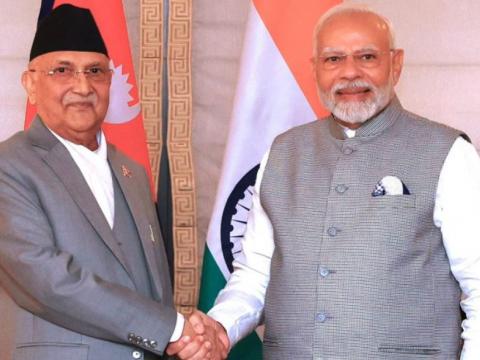 प्रधानमन्त्री ओली र मोदीबीच न्युयोर्कमा आधा घन्टा भेटवार्ता