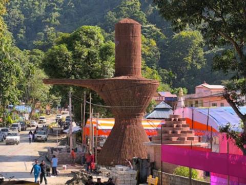 शताक्षीधाममा तयार भयो सवा करोड रुद्राक्षको ५१ फिट शिवलिङ्ग