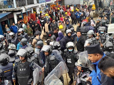 केबुलकार निर्माणको विषयमा झडप, ६ जना घाइते