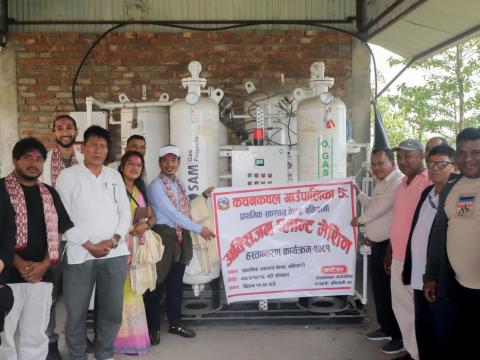 सेवा क्यानडा इन्टरनेशनल एण्ड सेवाद्वारा  प्राथमिक स्वास्थ्य केन्द्र बनियानीलाई अक्सिजन प्लान्ट हस्तान्तरण 