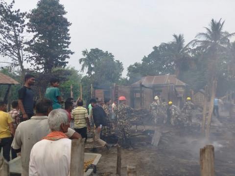 सुनसरीको कोशी गाउँपालिकामा आगलागी हुँदा ६० लाख रुपैयाँको क्षति