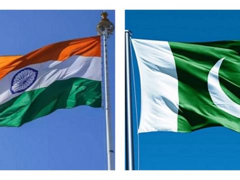 भारत र पाकिस्तानको सिमानामा रहेका बासिन्दाहरू फिर्ता