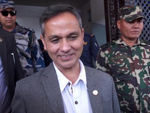 केपी ओली कानून भन्दा माथी छैनन्ः गृहमन्त्री अर्याल