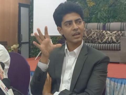 सडकको आगो मन्त्रिमण्डलमा हुनैपर्छ : मिराज ढुङ्गाना