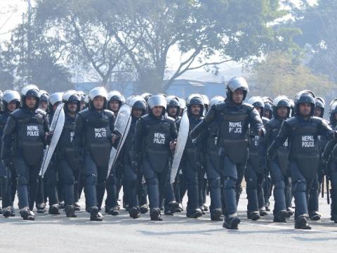 ओली र लेखकलाई तत्काल पक्राउ गर्न मिल्दैन भनेपछि ‘सडकबाटै जवाफ दिने’ सुदन गुरुङको धम्की, प्रहरी अलर्टमा