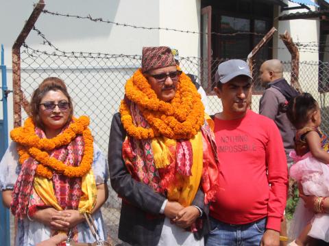 भियतनाममा माधव कल्पितलाई अन्तर्राष्ट्रिय सम्मान — झापा नाटकघर र “एक इटा अभियान” विश्वस्तरमा चर्चित