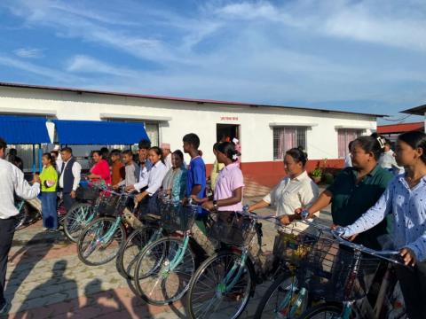 हल्दीबारीमा लक्षित वर्गलाई प्रविधि र सामग्री हस्तान्तरण, ६ लाख ४३ हजारको सहयोग