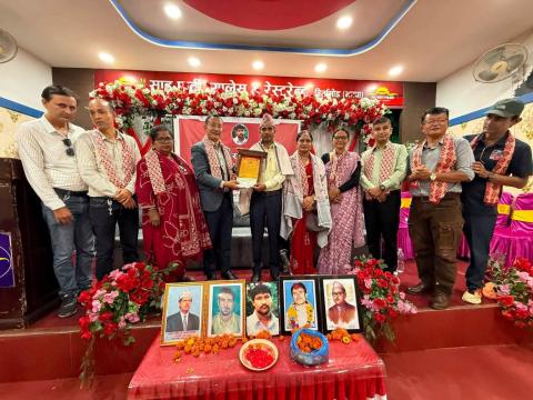 'डी कौडिन्य स्मृति पत्रकारिता पुरस्कार'बाट पत्रकार चुडामणी तिम्सिना पुरस्कृत 'डी कौडिन्य स्मृति पत्रकारिता पुरस्कार'बाट पत्रकार चुडामणी तिम्सिना पुरस्कृत
