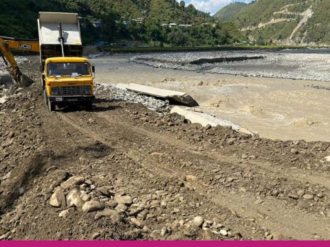 पहिरो पन्छाएपछि खुल्यो बीपी राजमार्ग पहिरो पन्छाएपछि खुल्यो बीपी राजमार्ग