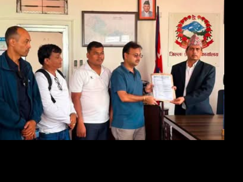 जिल्ला प्रशासन र झापा प्रहरीलाई पत्रकार महासंघको सात दिने अल्टिमेटम जिल्ला प्रशासन र झापा प्रहरीलाई पत्रकार महासंघको सात दिने अल्टिमेटम